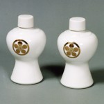 能村漆器 神具 越前塗 金渕 御神酒 朱 一組  神棚 神具 漆塗 瓶子 Amazon.co.jp: 能村漆器 神具 越前塗 金渕 御神酒 朱 一組 神棚